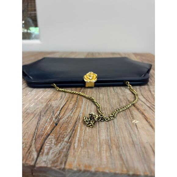 Vintage Navy Blue Clutch Purse with Gold Rose Clasp – Classic Evening Bag - Picture 4 of 6